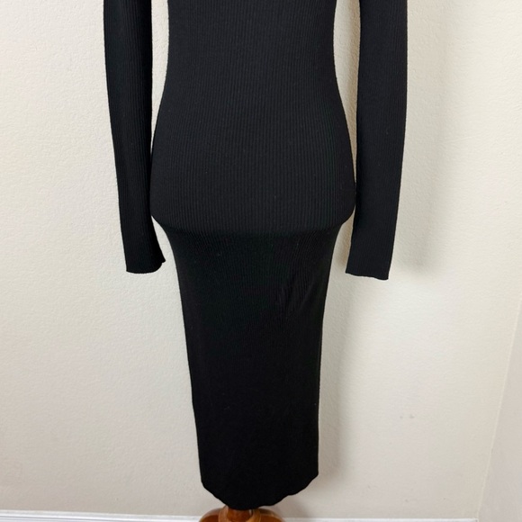 ALICE + OLIVIA Alcina Long Sleeve Button-Up Rib Knit Midi Dress in Black - Picture 14 of 16